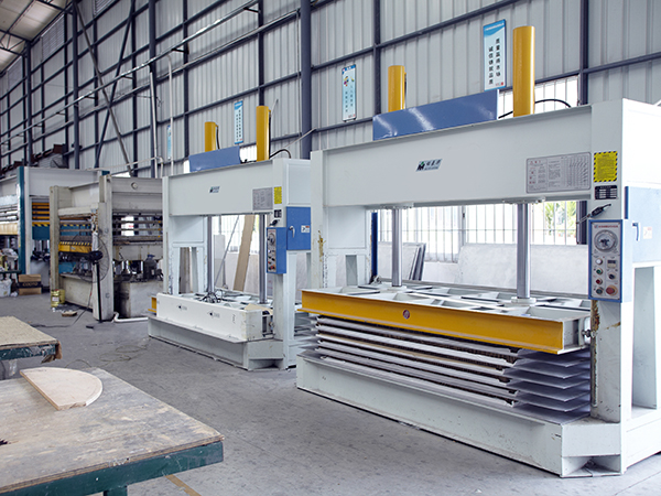 鋁單板廠家車間 鋁單板廠家車間