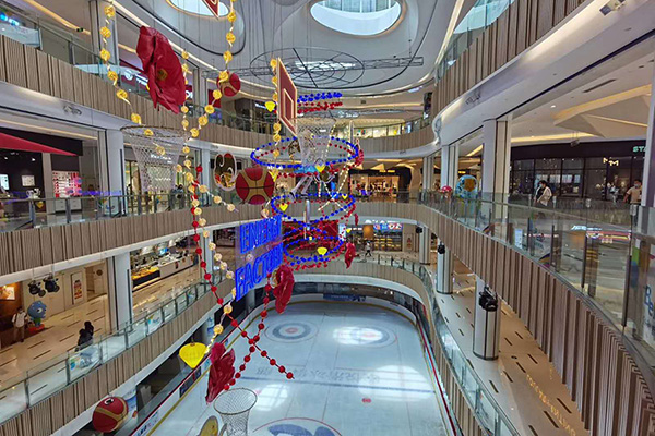 大型商場鋁板裝飾幕墻吊頂效果4 大型商場鋁板裝飾幕墻吊頂效果4